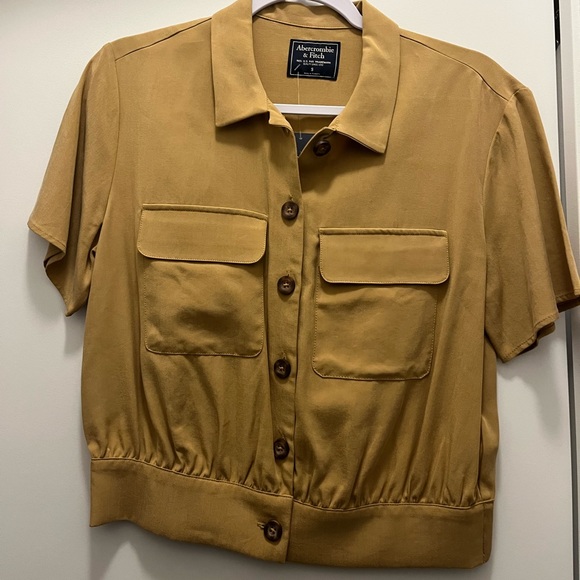 Brand new Abercrombie & Fitch tan blouse size S - Picture 1 of 5